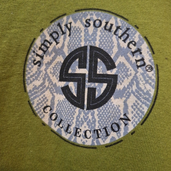 Simply Southern Olive Long Sleeve Shirt With "Messy Life Messy Bun Dont Care". - Picture 2 of 10